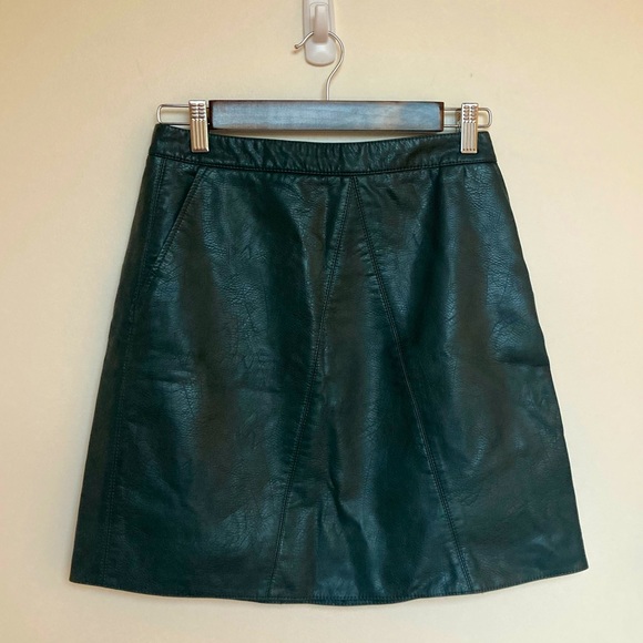 Zara Dresses & Skirts - Zara Green Faux Leather Mini Skirt Size Small